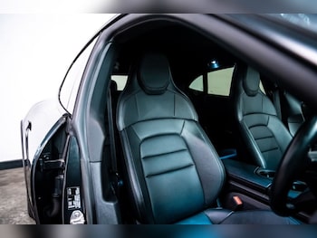 Used Porsche Taycan 2022 for sale - 78650216: Photo