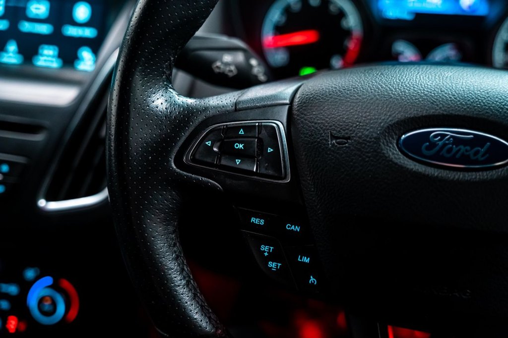 Used Ford Focus 2017 for sale - 77236329: Photo 19