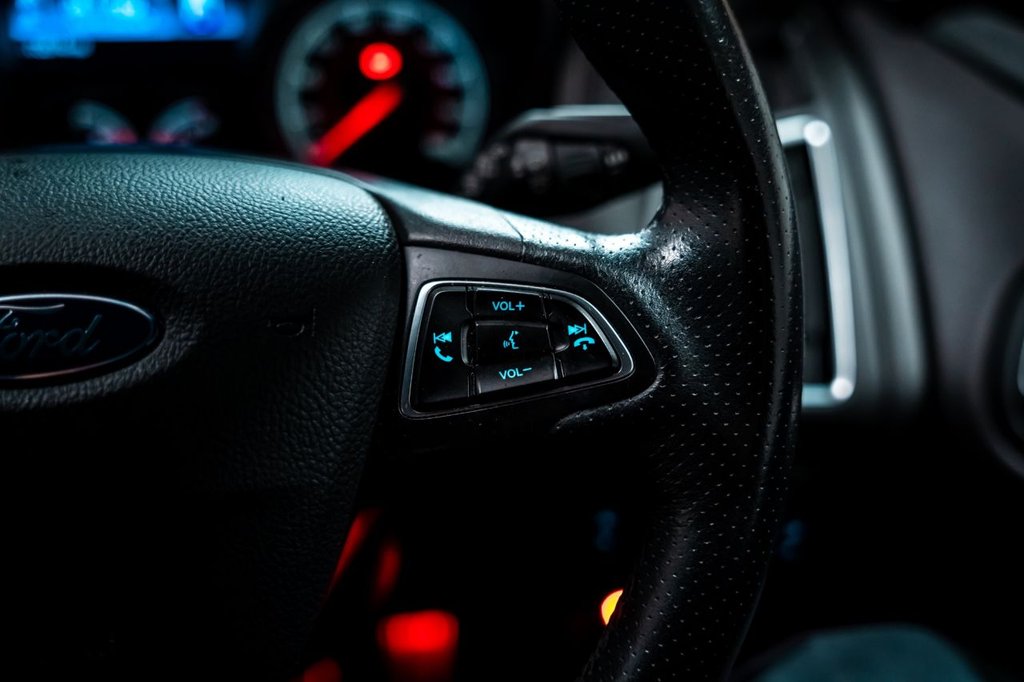 Used Ford Focus 2017 for sale - 77236329: Photo 20