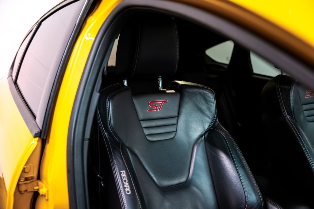 Used Ford Focus 2017 for sale - 77236329: Photo 4