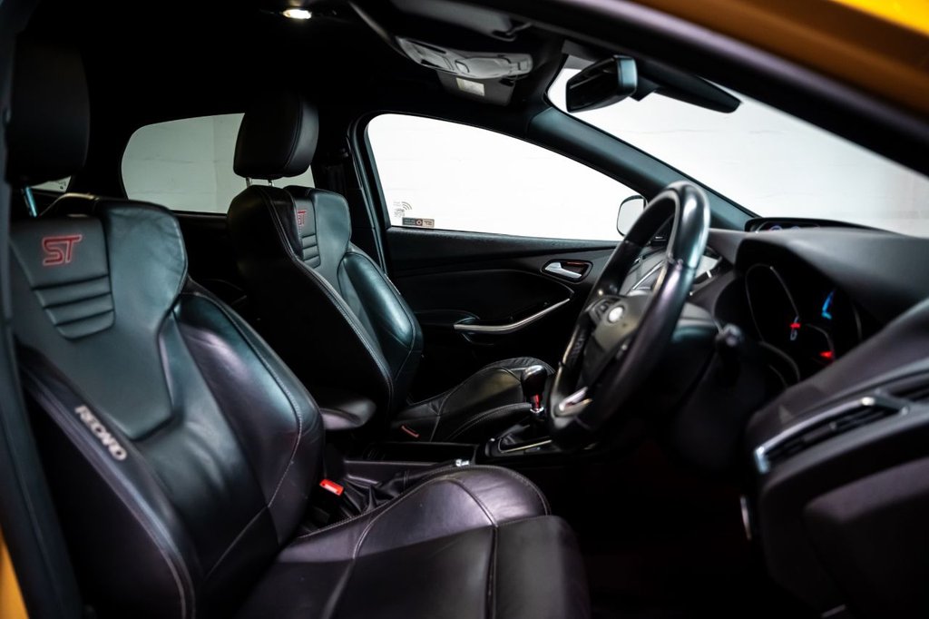 Used Ford Focus 2017 for sale - 77236329: Photo 5