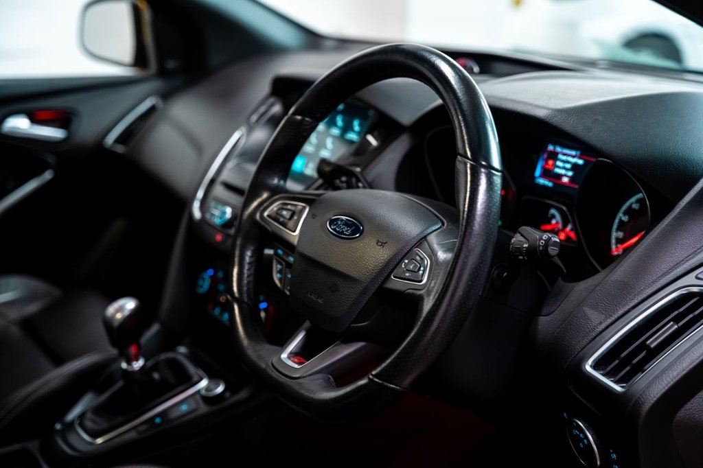 Used Ford Focus 2017 for sale - 77236329: Photo 7