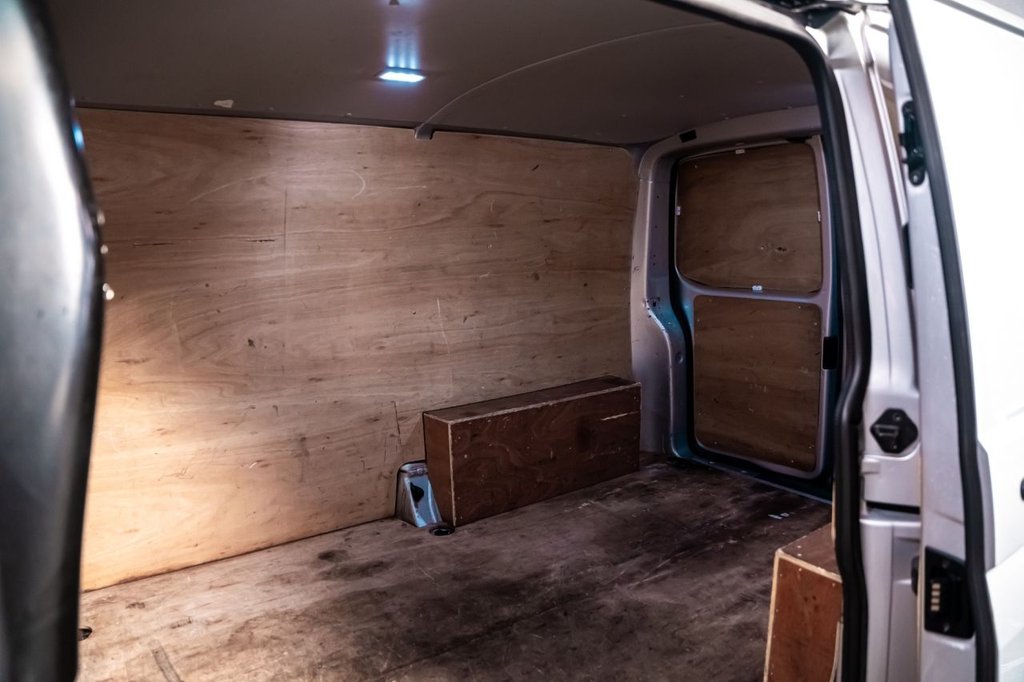 Used Volkswagen Transporter 2023 for sale - 78002342: Photo 5