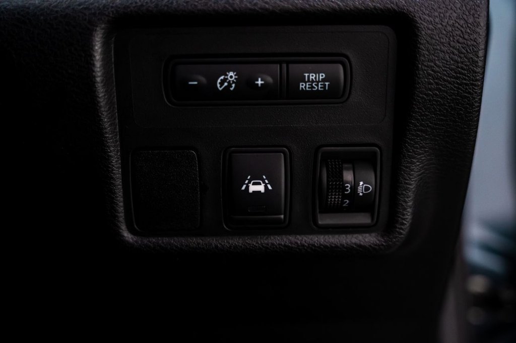 Used Nissan Micra 2017 for sale - 76417299: Photo 17