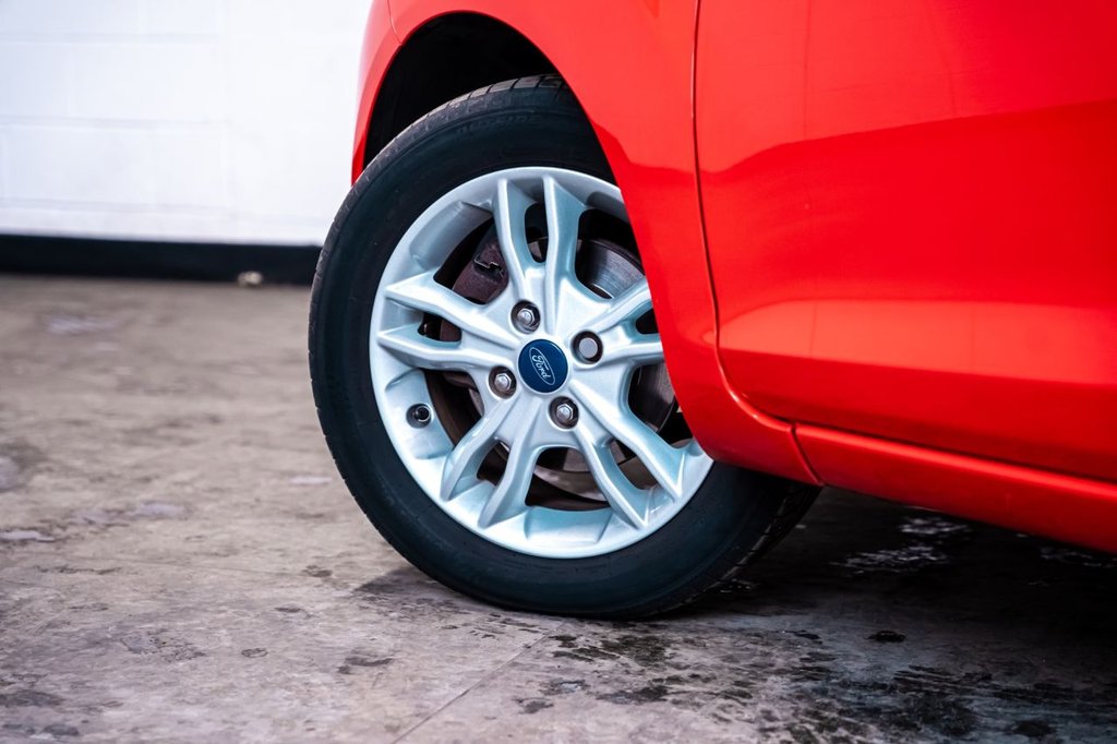 Used Ford Fiesta 2015 for sale - 76610323: Photo 24