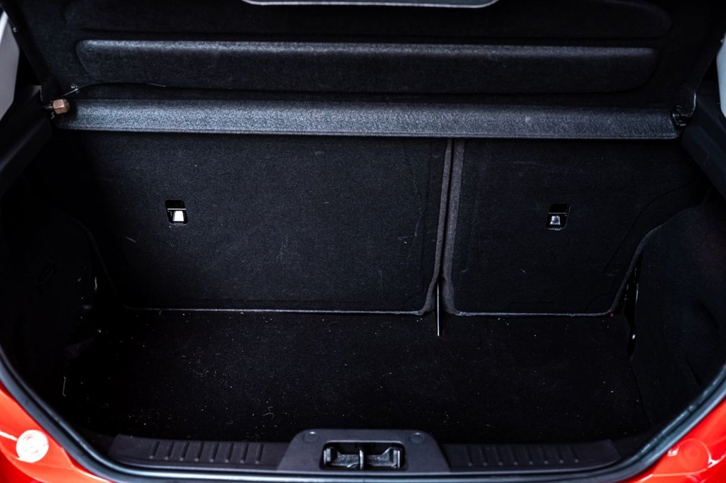 Used Ford Fiesta 2015 for sale - 76610323: Photo 30