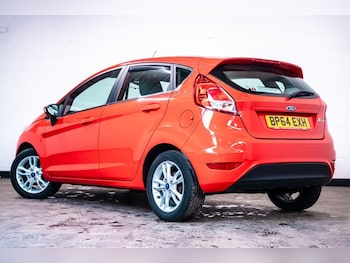 Used Ford Fiesta 2015 for sale - 76610323: Photo