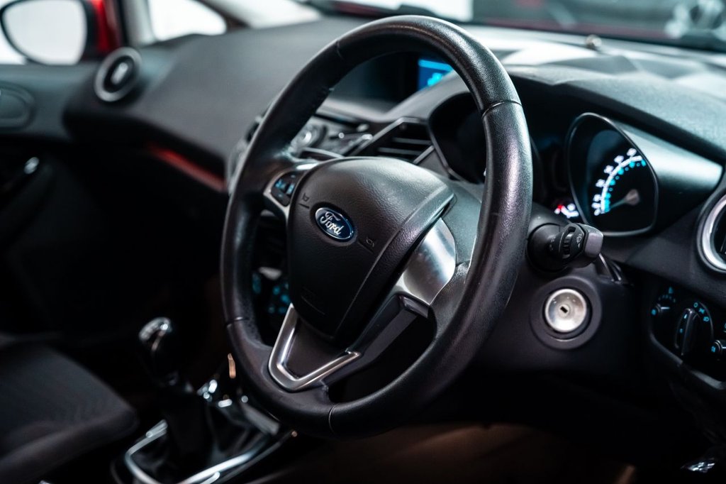 Used Ford Fiesta 2015 for sale - 76610323: Photo 7