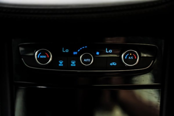Used Vauxhall Grandland X 2018 for sale - 75275908: Photo 13