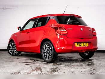 Used Suzuki Swift 2021 for sale - 76245157: Photo 3