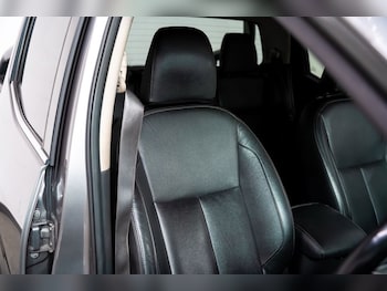 Used Nissan Navara 2020 for sale - 79551214: Photo