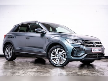 Used Volkswagen T-Roc 2024 for sale - 77546648: Photo
