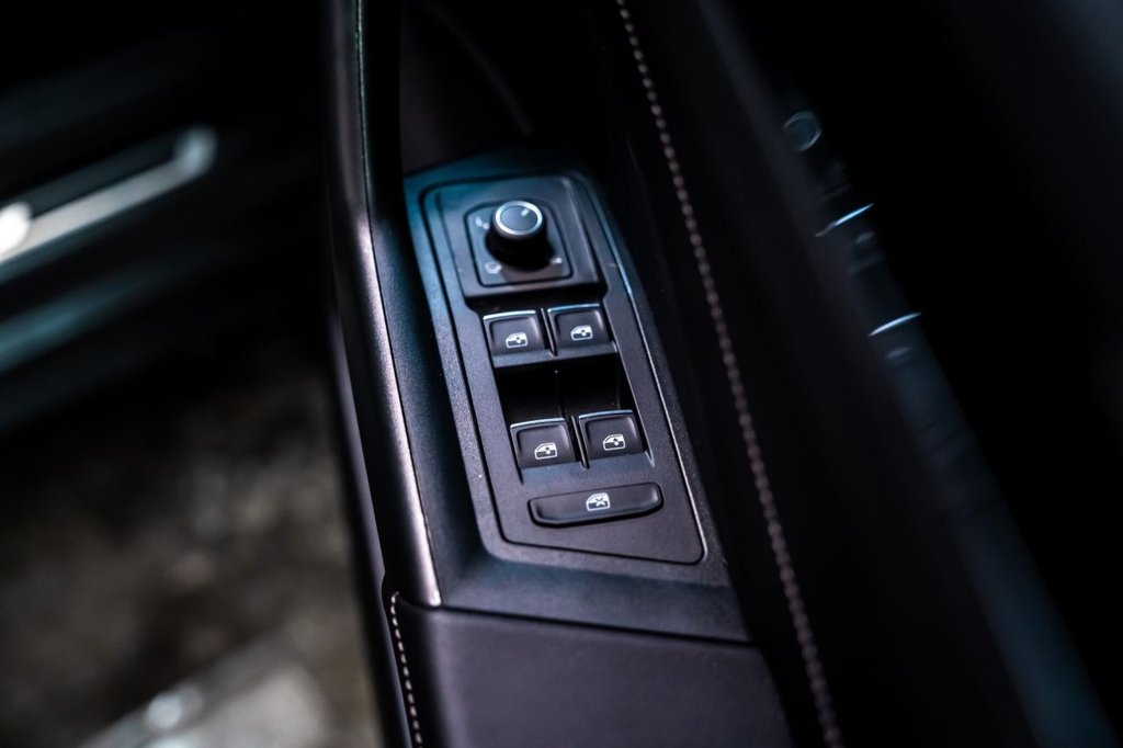 Used Volkswagen T-Roc 2024 for sale - 77546648: Photo 23