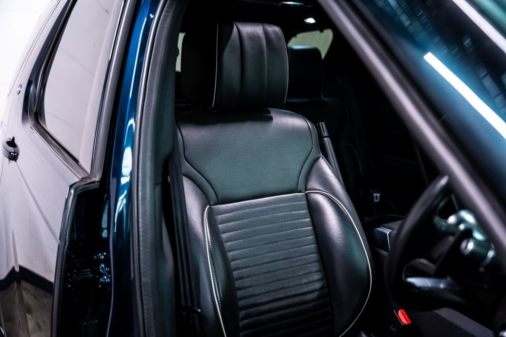 Used Land Rover Discovery 2019 for sale - 77048900: Photo 4