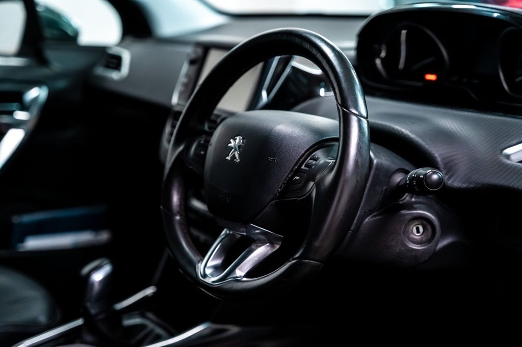 Used Peugeot 2008 2014 for sale - 77477720: Photo 7