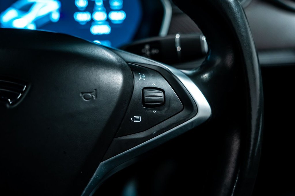 Used Tesla Model X 2017 for sale - 77133059: Photo 17