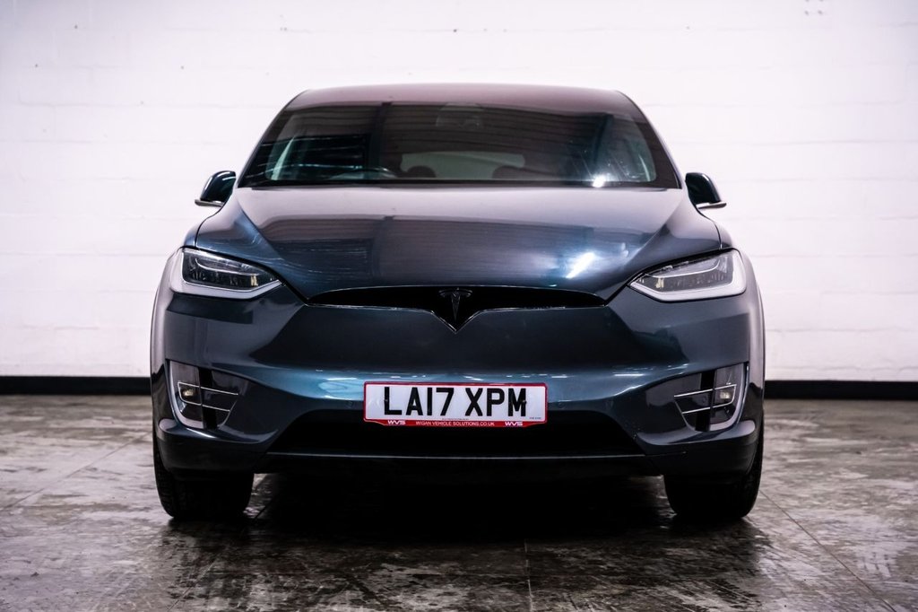 Used Tesla Model X 2017 for sale - 77133059: Photo 2