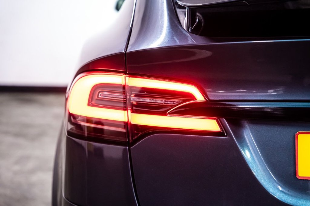 Used Tesla Model X 2017 for sale - 77133059: Photo 27