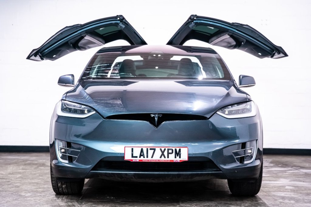 Used Tesla Model X 2017 for sale - 77133059: Photo 3