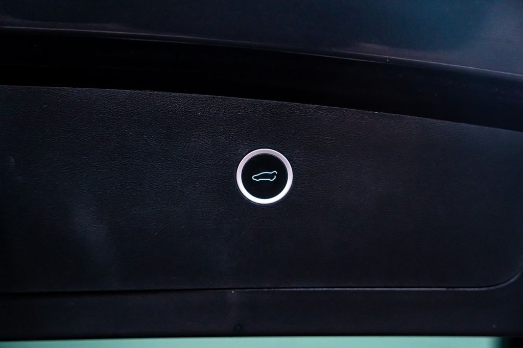 Used Tesla Model X 2017 for sale - 77133059: Photo 31