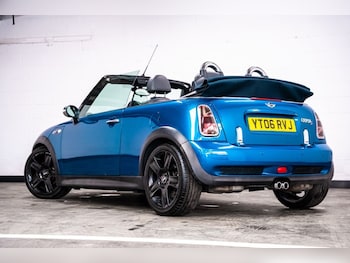 Used MINI Convertible 2006 for sale - 75830721: Photo