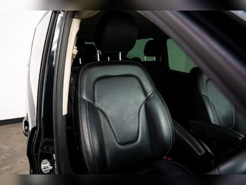 Used Mercedes-Benz V-Class 2016 for sale - 78985749: Photo
