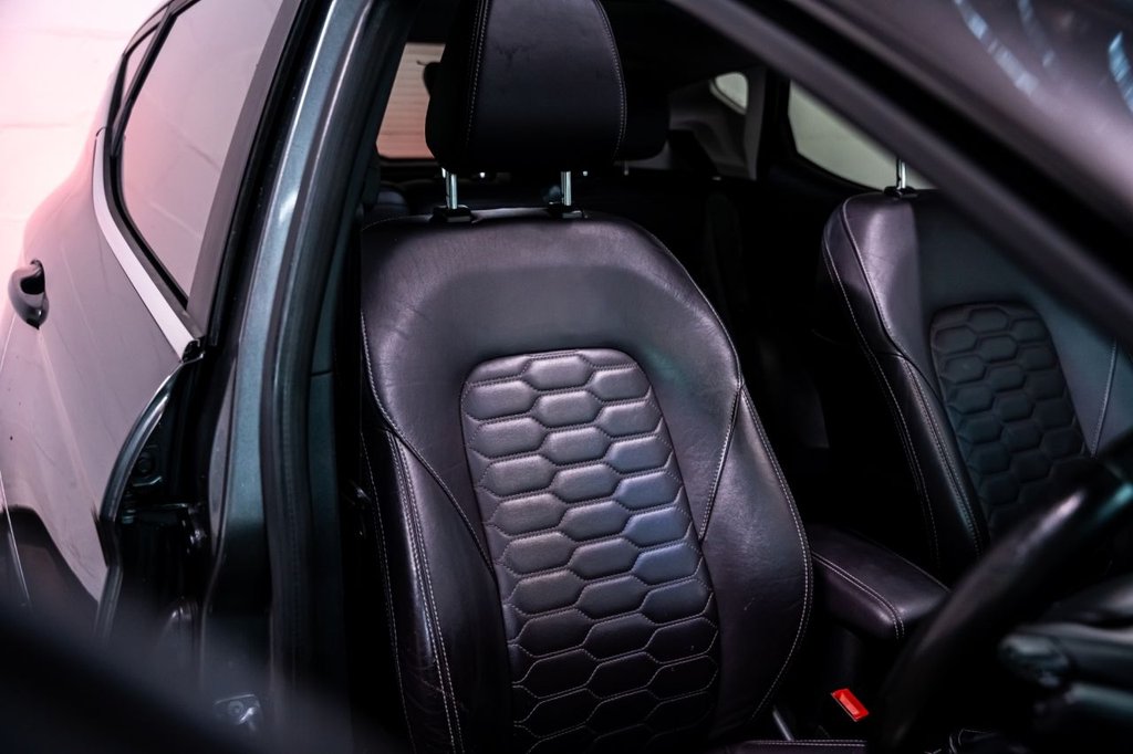 Used Ford Fiesta 2018 for sale - 76400493: Photo 4