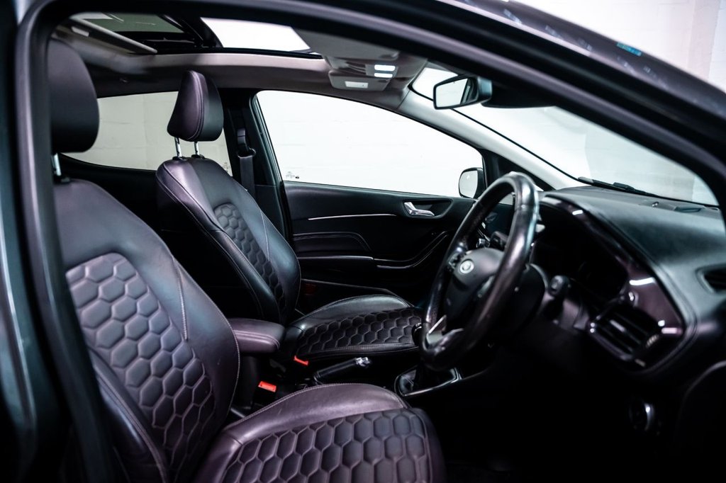 Used Ford Fiesta 2018 for sale - 76400493: Photo 5