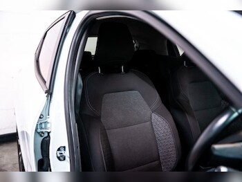 Used Renault Clio 2021 for sale - 77849563: Photo