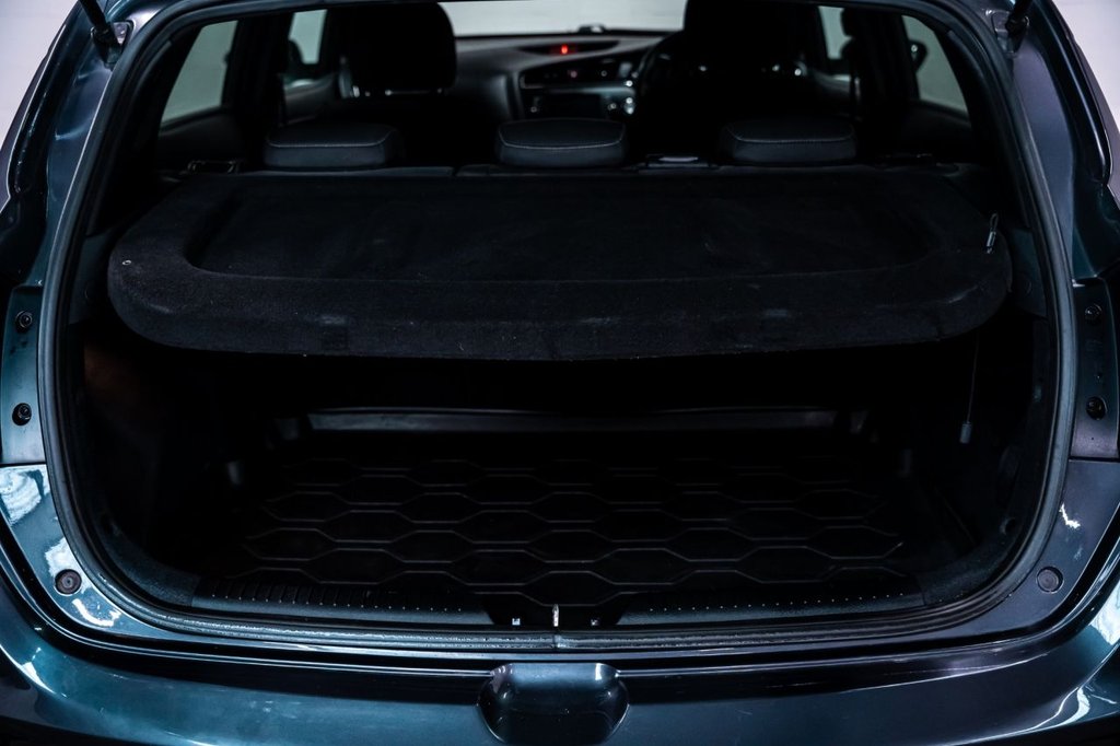 Used Kia Ceed 2018 for sale - 76574786: Photo 32