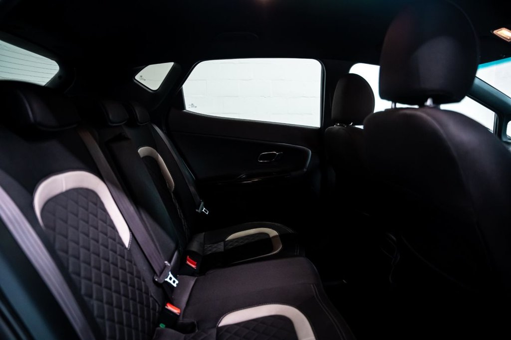 Used Kia Ceed 2018 for sale - 76574786: Photo 6