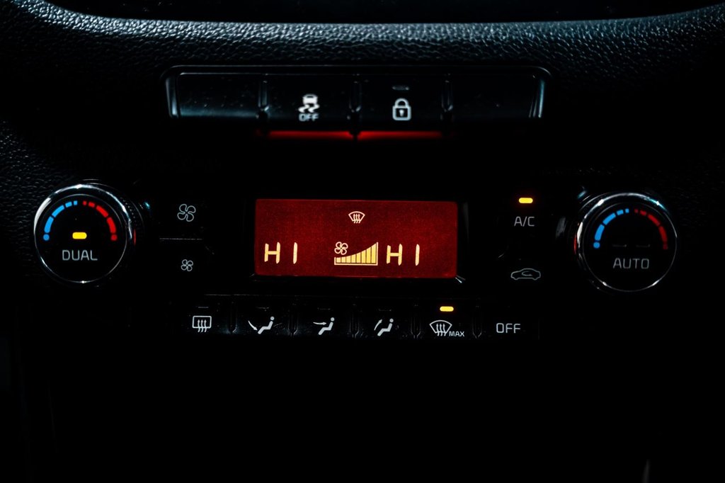 Used Kia Ceed 2018 for sale - 76574786: Photo 9