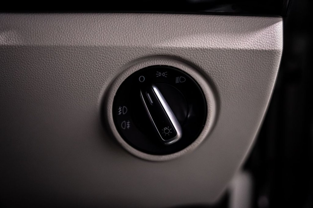 Used Volkswagen up! 2015 for sale - 77849558: Photo 13