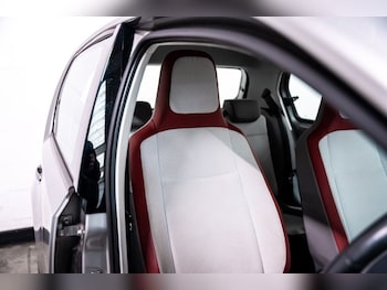 Used Volkswagen up! 2015 for sale - 77849558: Photo