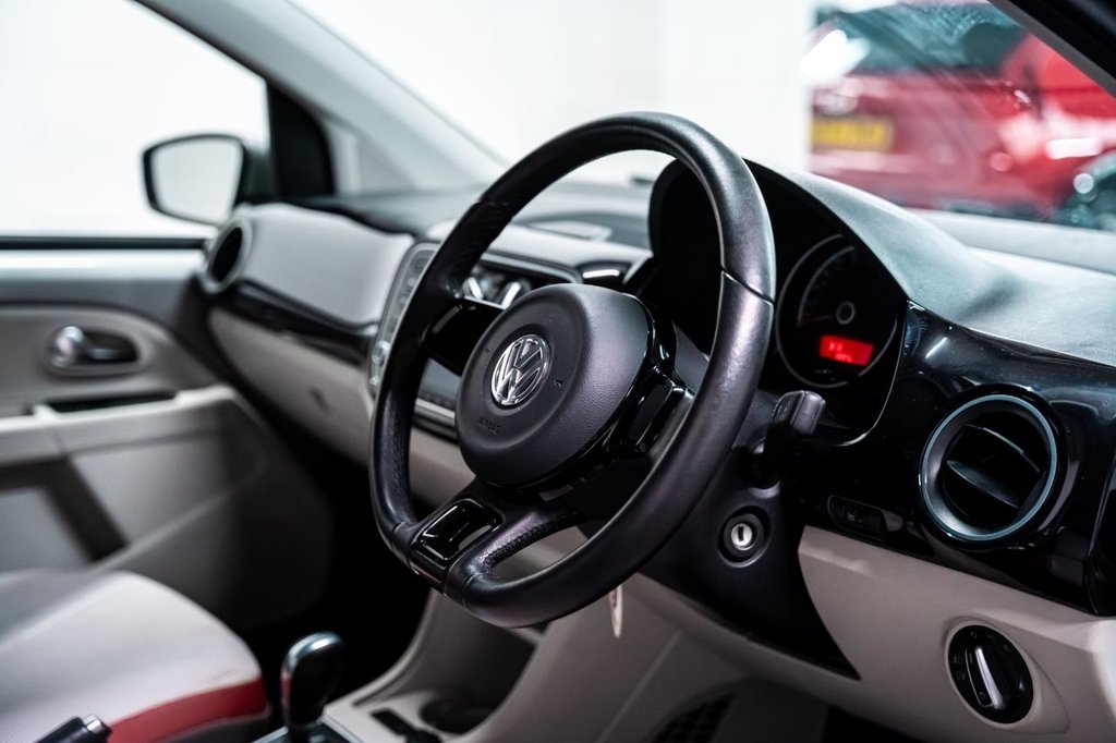 Used Volkswagen up! 2015 for sale - 77849558: Photo 7