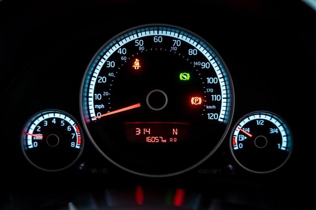 Used Volkswagen up! 2015 for sale - 77849558: Photo 8