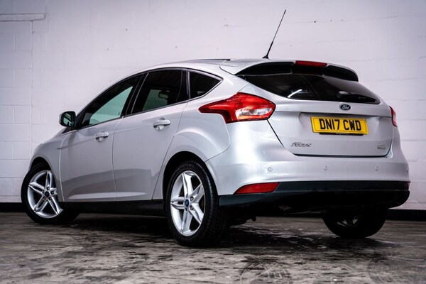 Used Ford Focus 2017 for sale - 76185261: Photo 3