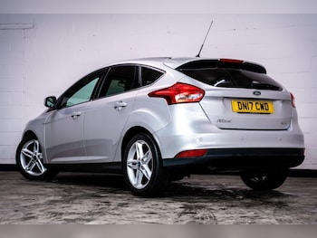 Used Ford Focus 2017 for sale - 76185261: Photo 3