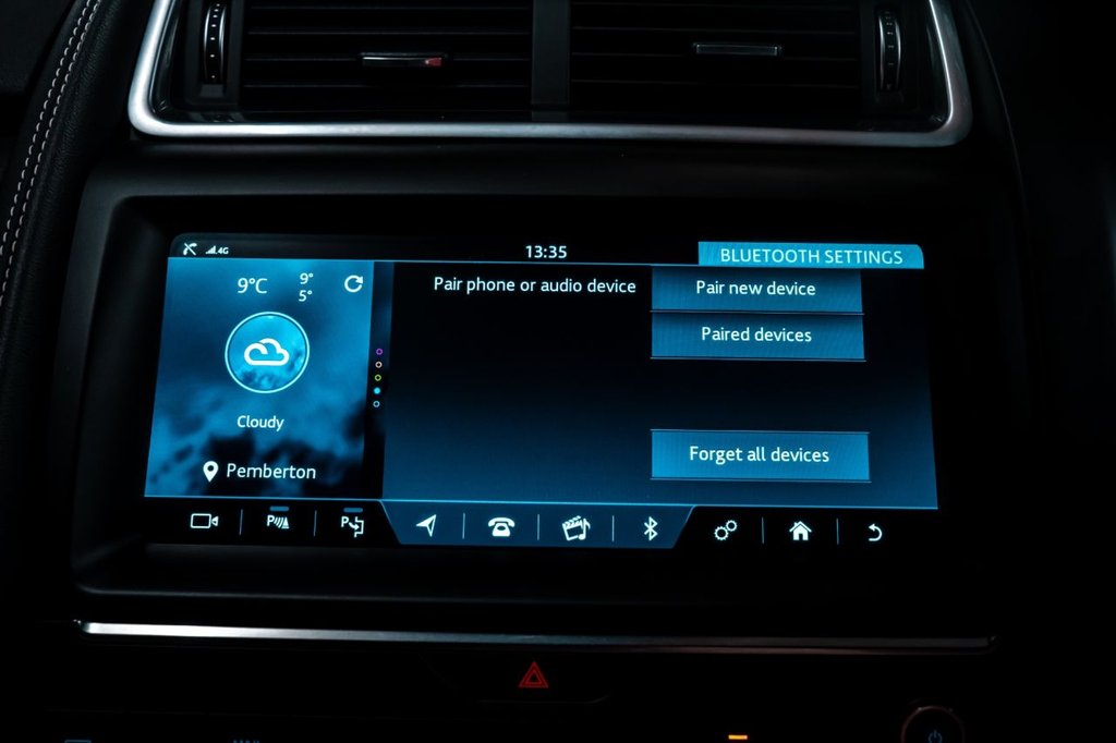 Used Jaguar E-Pace 2019 for sale - 76840927: Photo 11