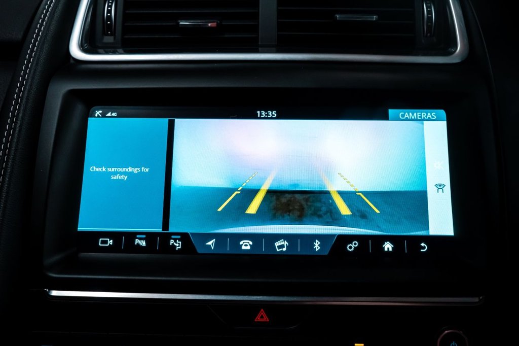 Used Jaguar E-Pace 2019 for sale - 76840927: Photo 13