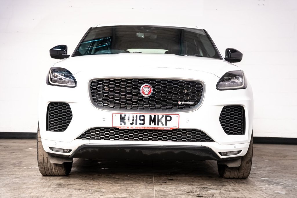 Used Jaguar E-Pace 2019 for sale - 76840927: Photo 2