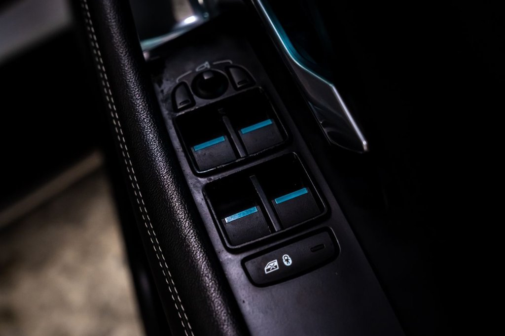 Used Jaguar E-Pace 2019 for sale - 76840927: Photo 21