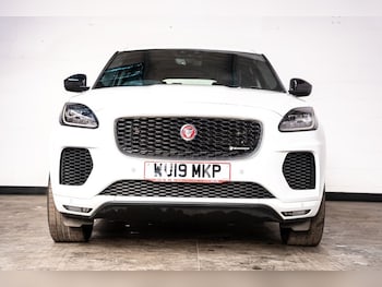 Used Jaguar E-Pace 2019 for sale - 76840927: Photo
