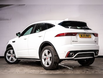 Used Jaguar E-Pace 2019 for sale - 76840927: Photo
