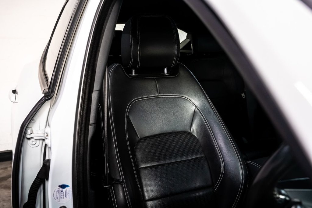 Used Jaguar E-Pace 2019 for sale - 76840927: Photo 4