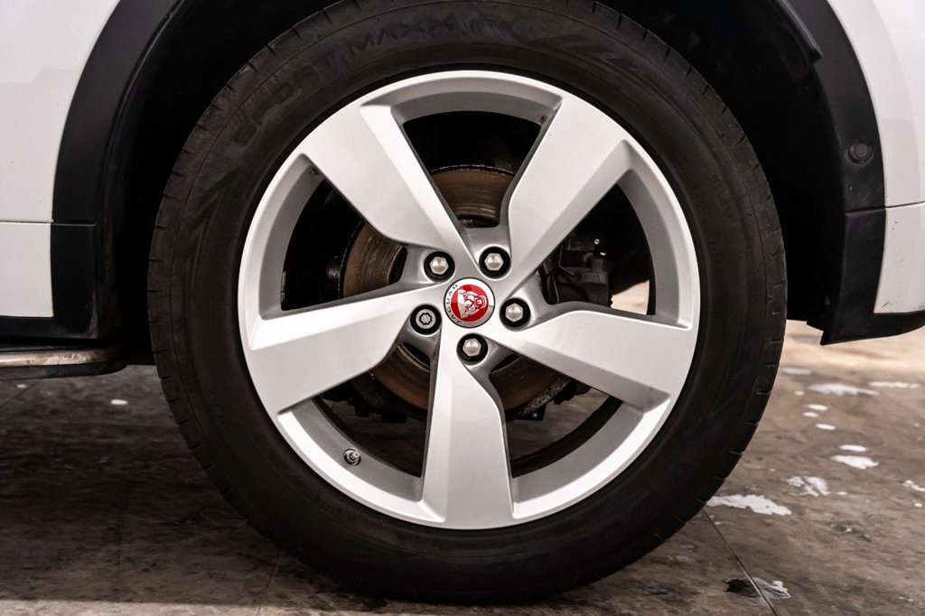 Used Jaguar E-Pace 2019 for sale - 76840927: Photo 40