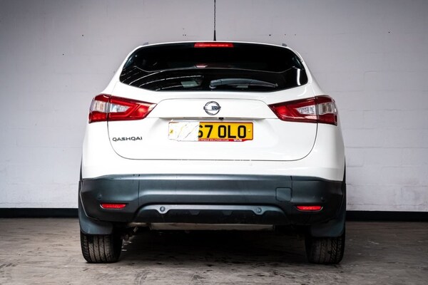 Used Nissan Qashqai 2017 for sale - 76080400: Photo 32