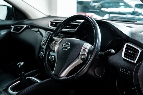 Used Nissan Qashqai 2017 for sale - 76080400: Photo 8