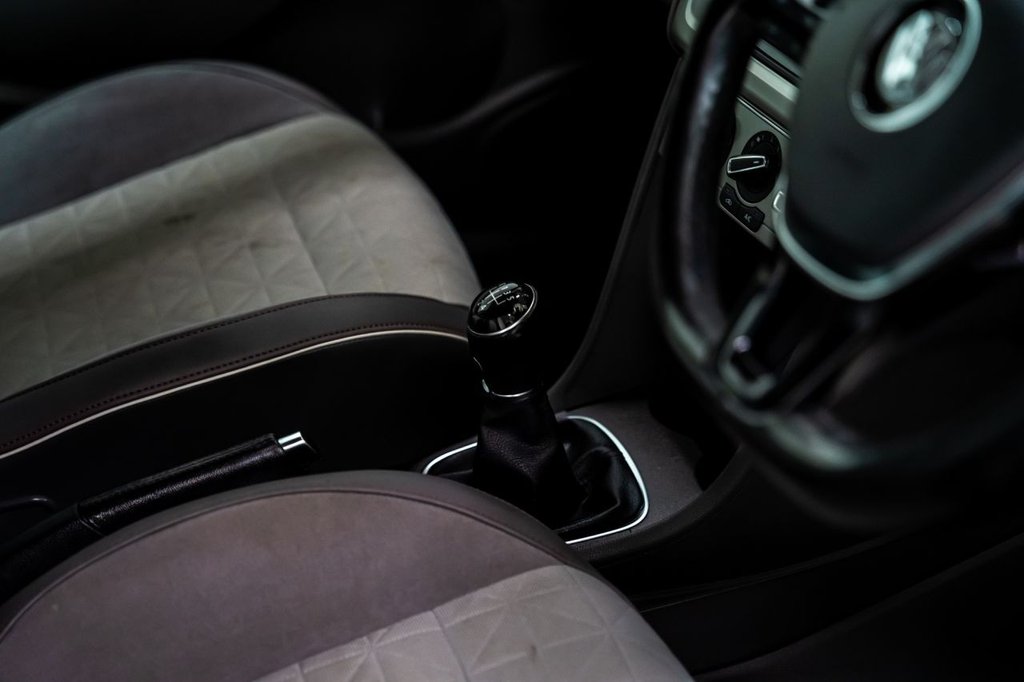 Used Volkswagen Polo 2017 for sale - 77165890: Photo 13