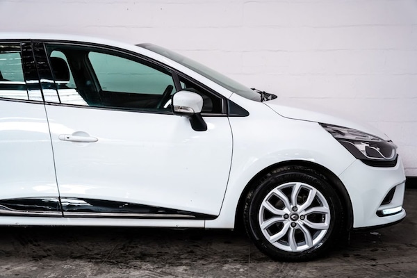 Used Renault Clio 2017 for sale - 76229018: Photo 32
